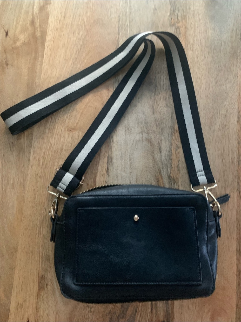 Moda Luxe Black Crossbody Bag with Black-and-Cream Striped Strap